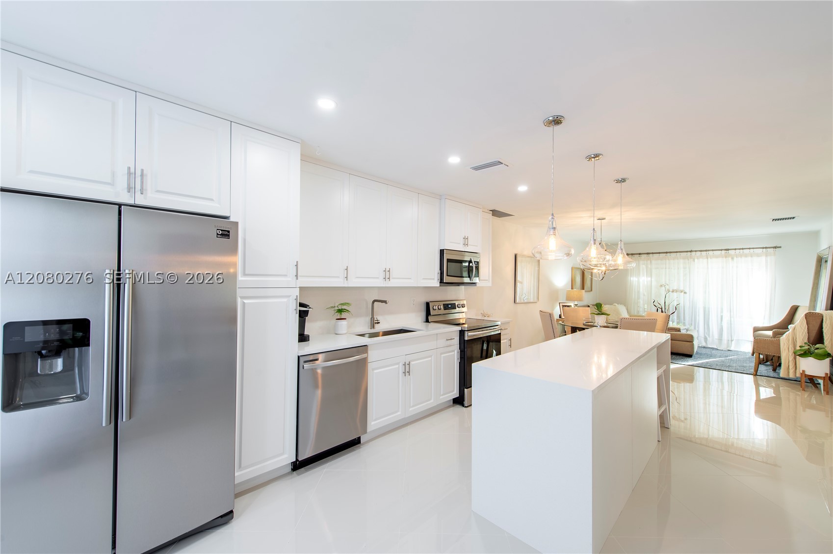 8580 Bella Vista Dr — photo