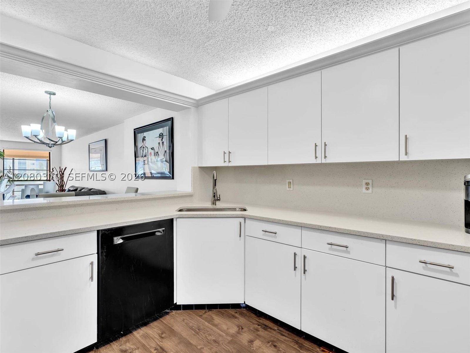 7518 Fairfax Dr 110 — photo