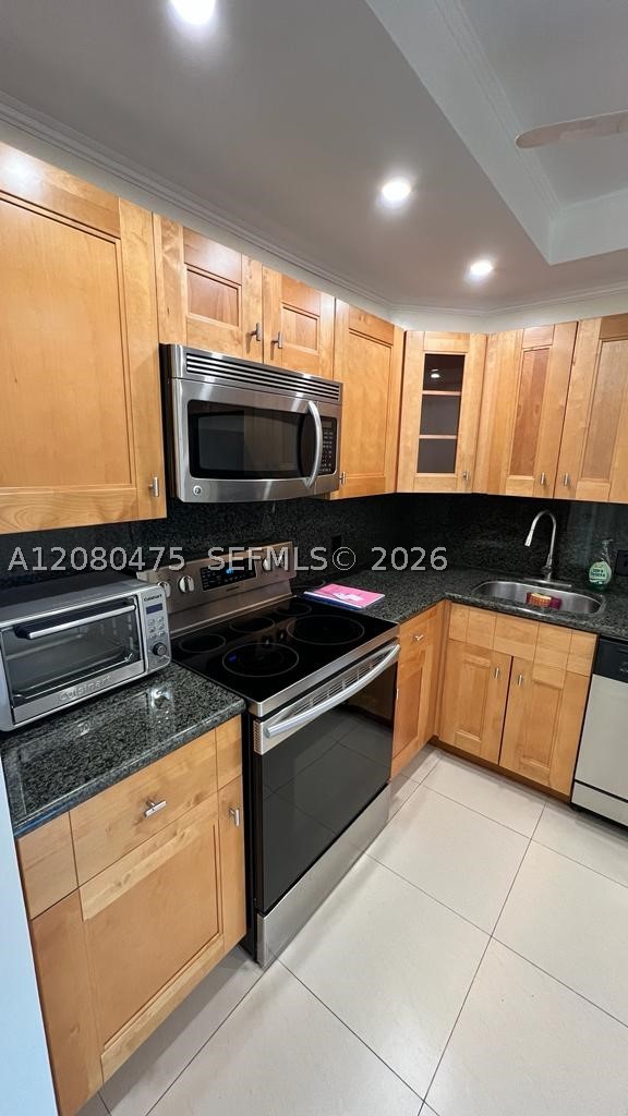 20500 W Country Club Dr 204 — photo