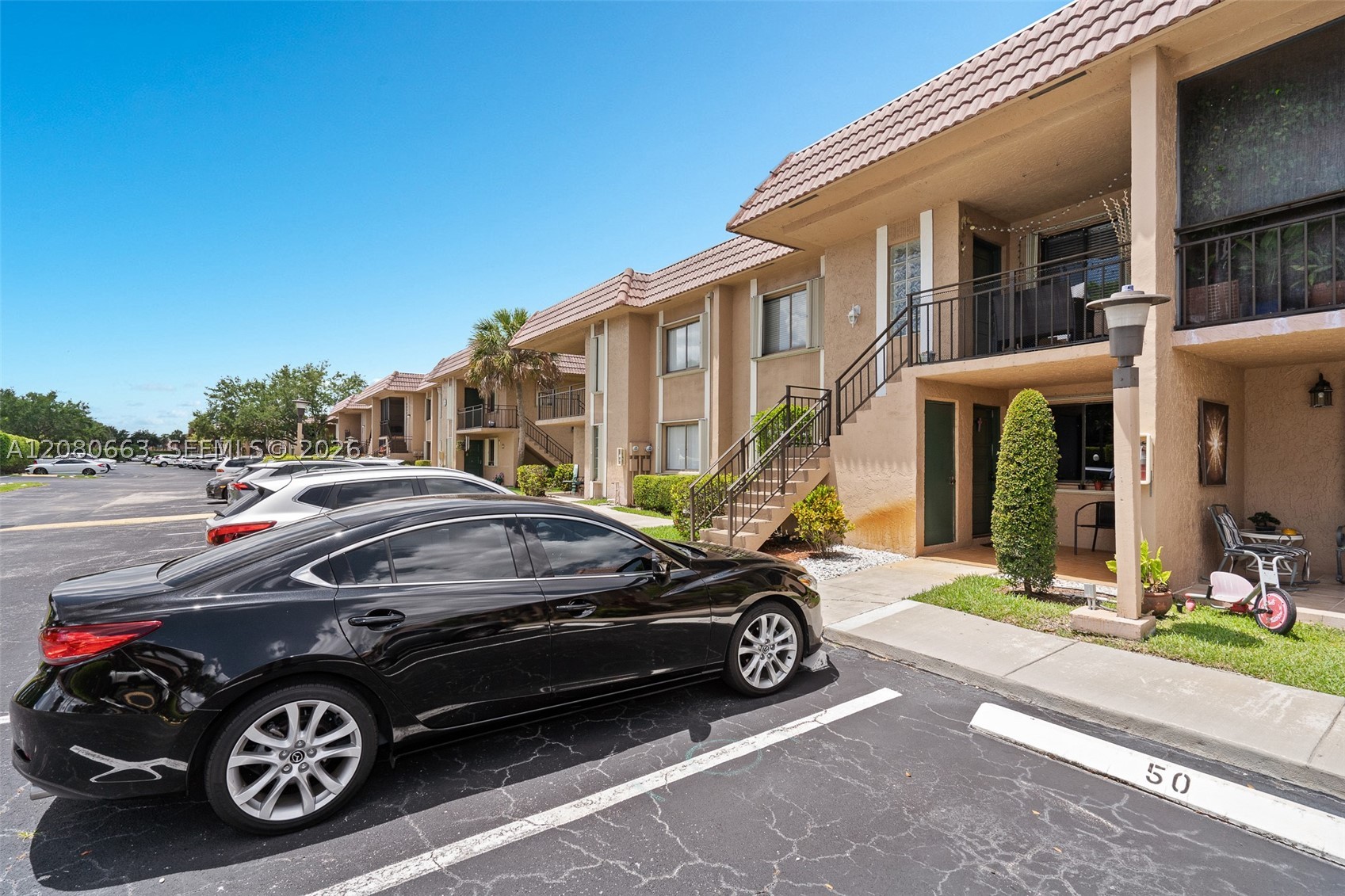 197 Lakeview Dr 102 — photo
