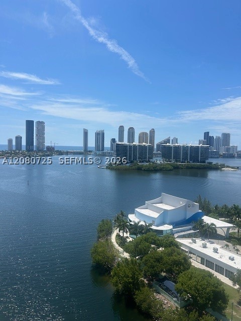 3330 NE 190th St 1719 — photo