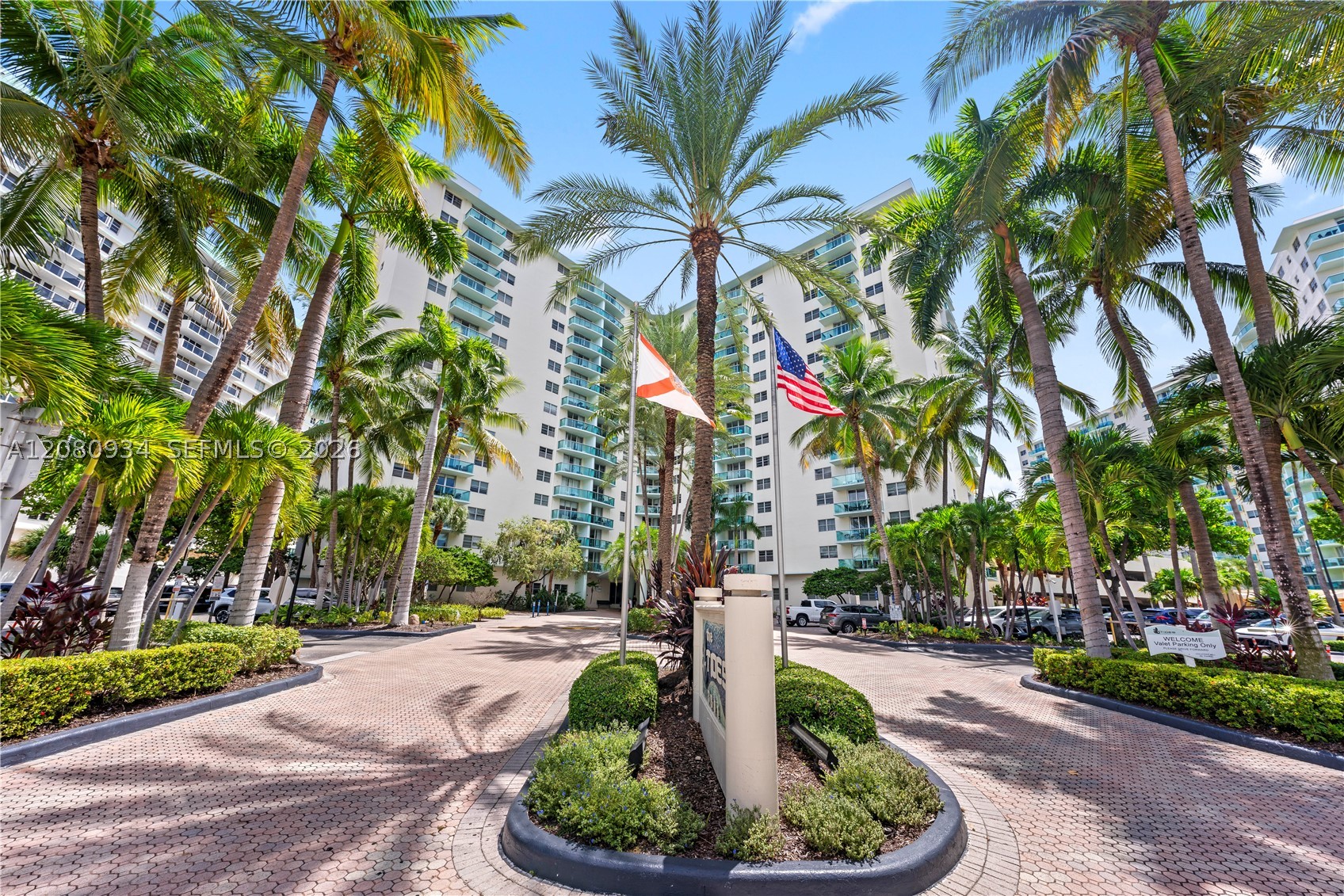 3801 S Ocean Dr 4B — photo