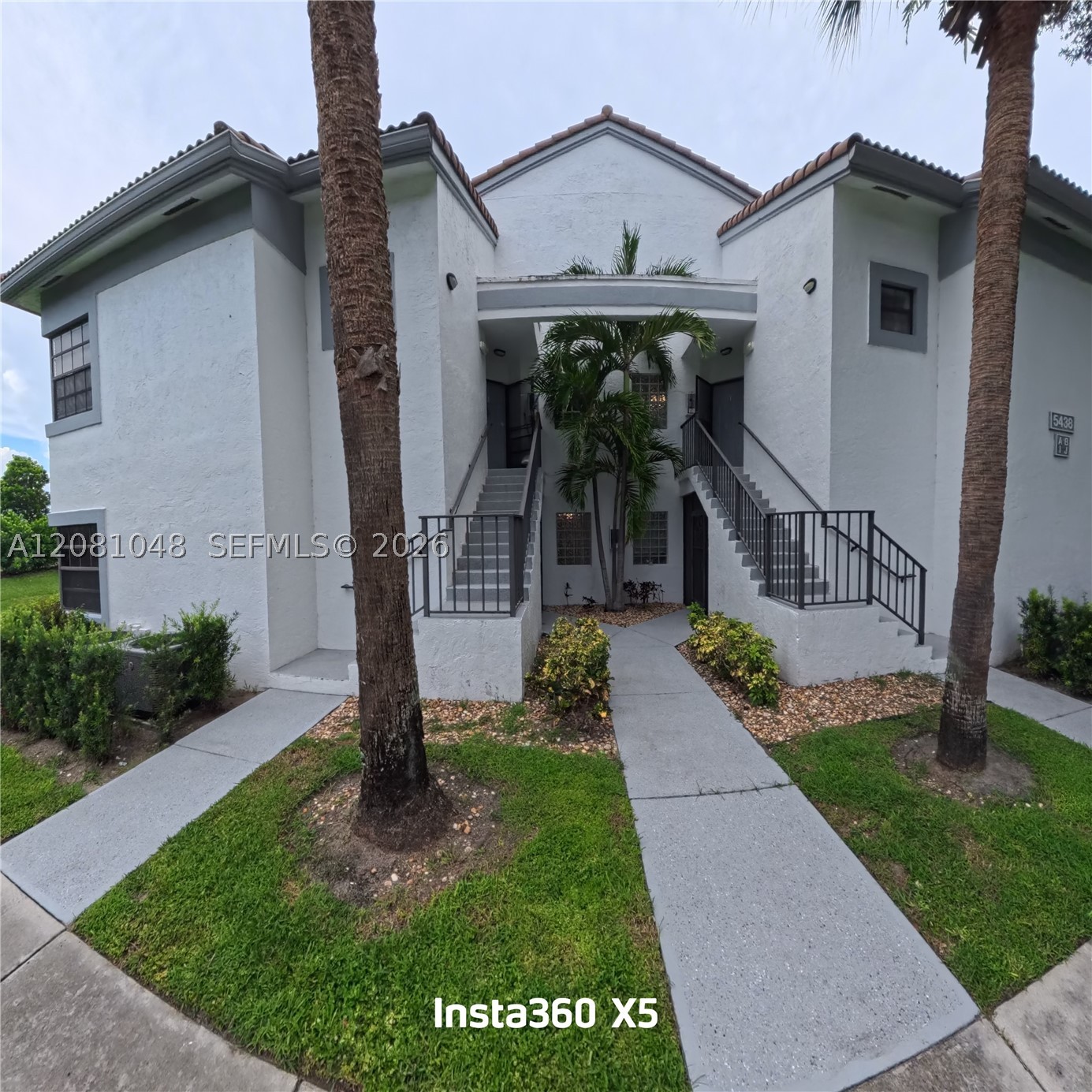 5438 Verona Dr B — photo