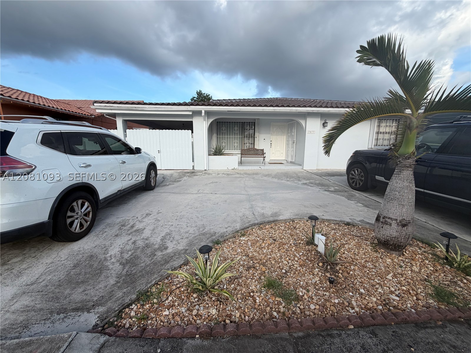 7577 W 5th Ln — photo