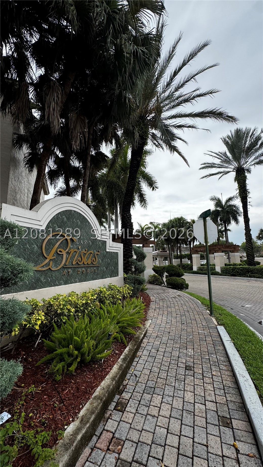 5630 NW 114th Path 101 — photo