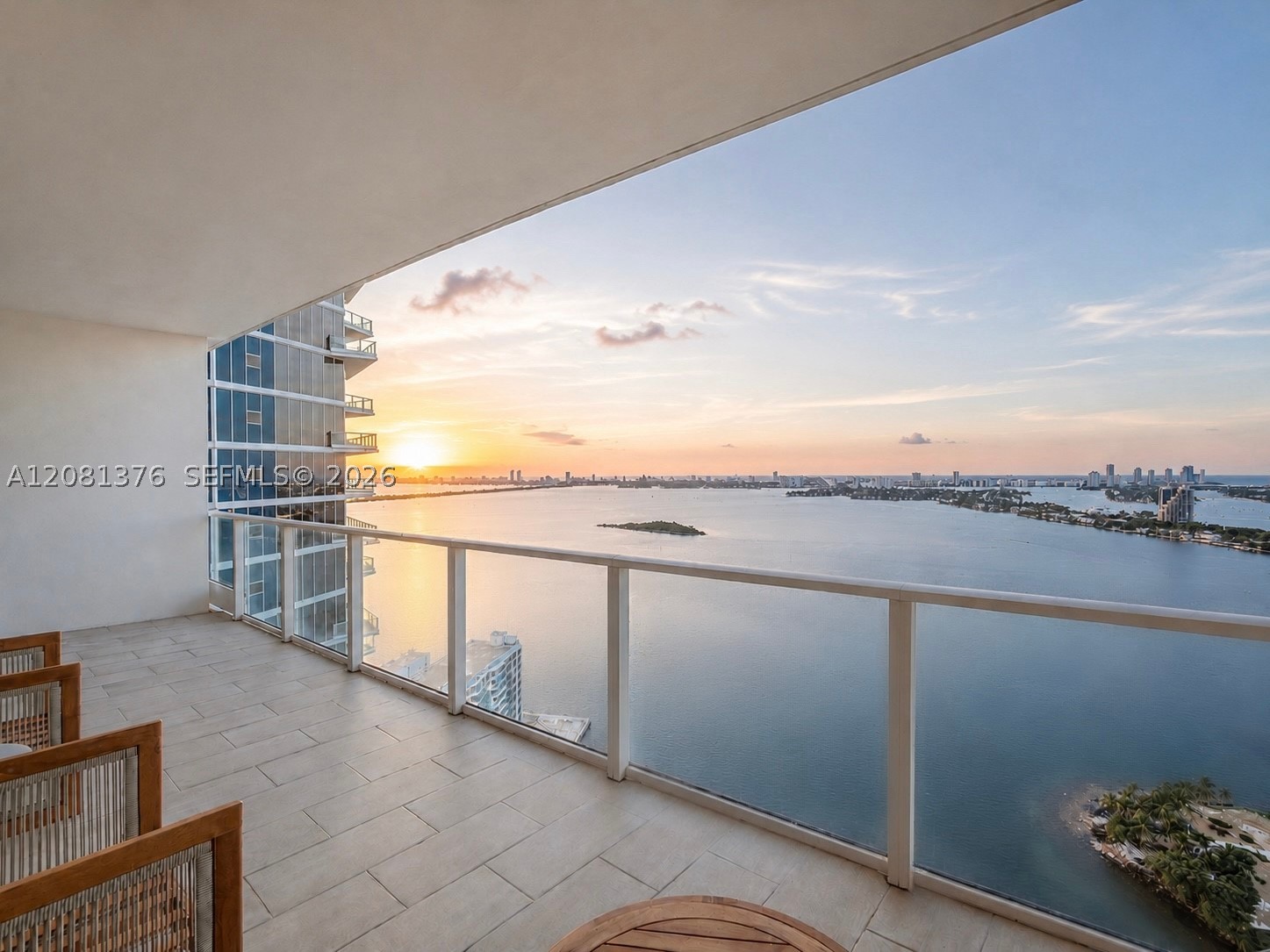 2020 N Bayshore Dr 3405-3406 — photo