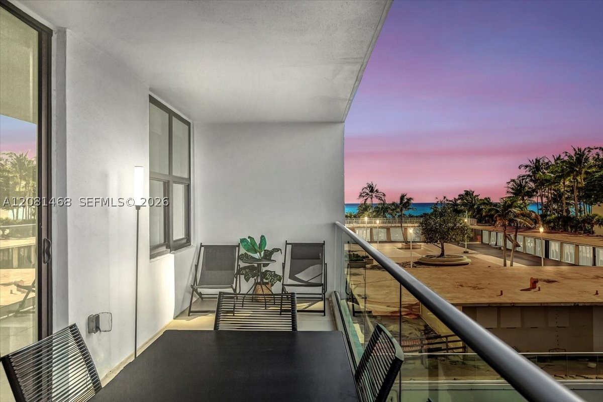 9801 Collins Ave 5U — photo