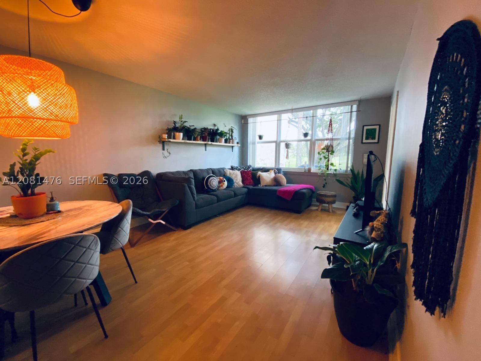 9451 Evergreen Pl 105 — photo