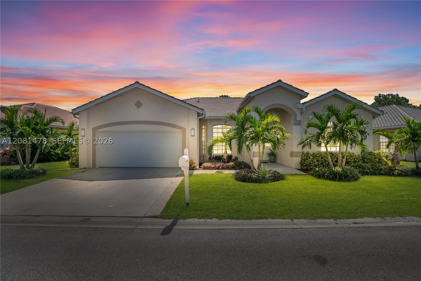 11142 Lakeland Cir — photo