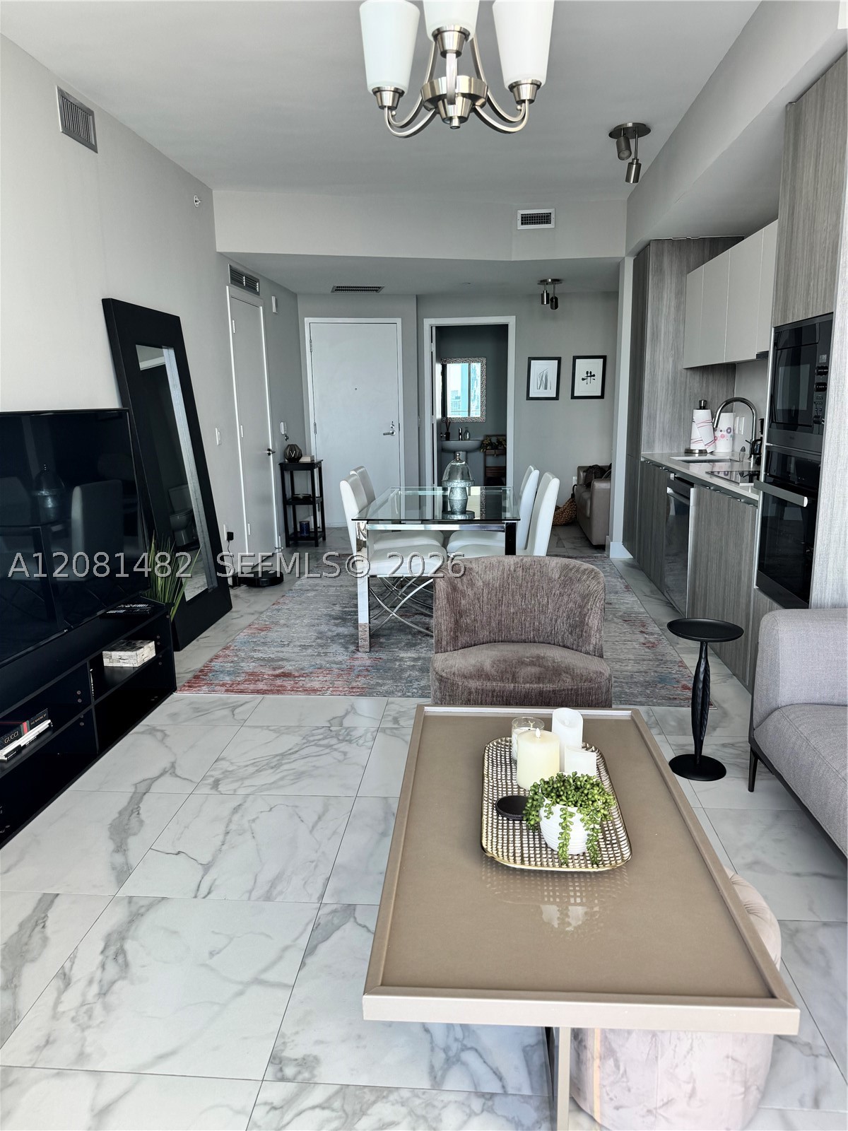 2900 NE 7th Ave 3608 — photo