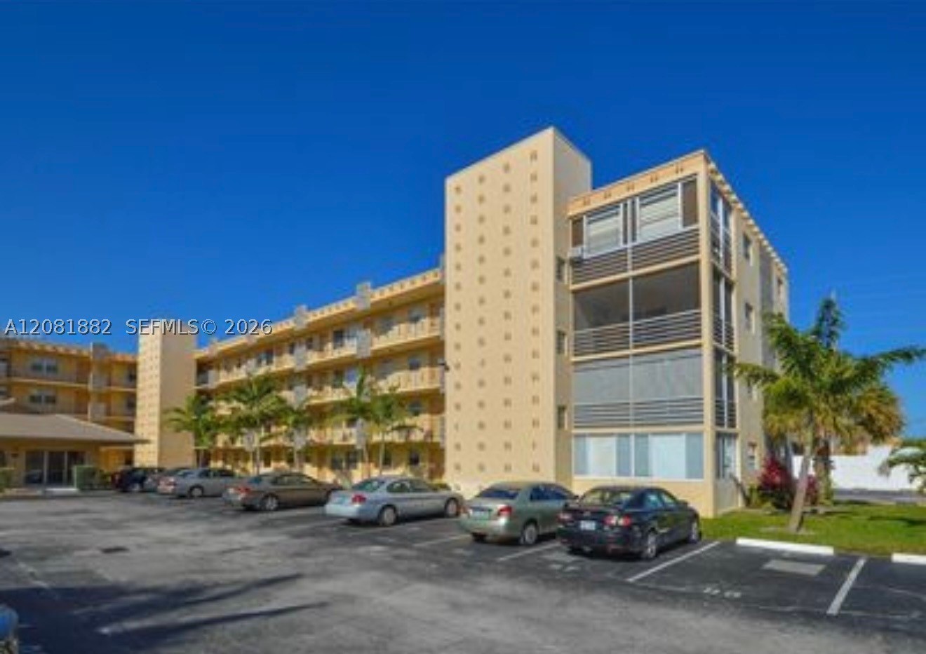 2145 Pierce St 223 — photo