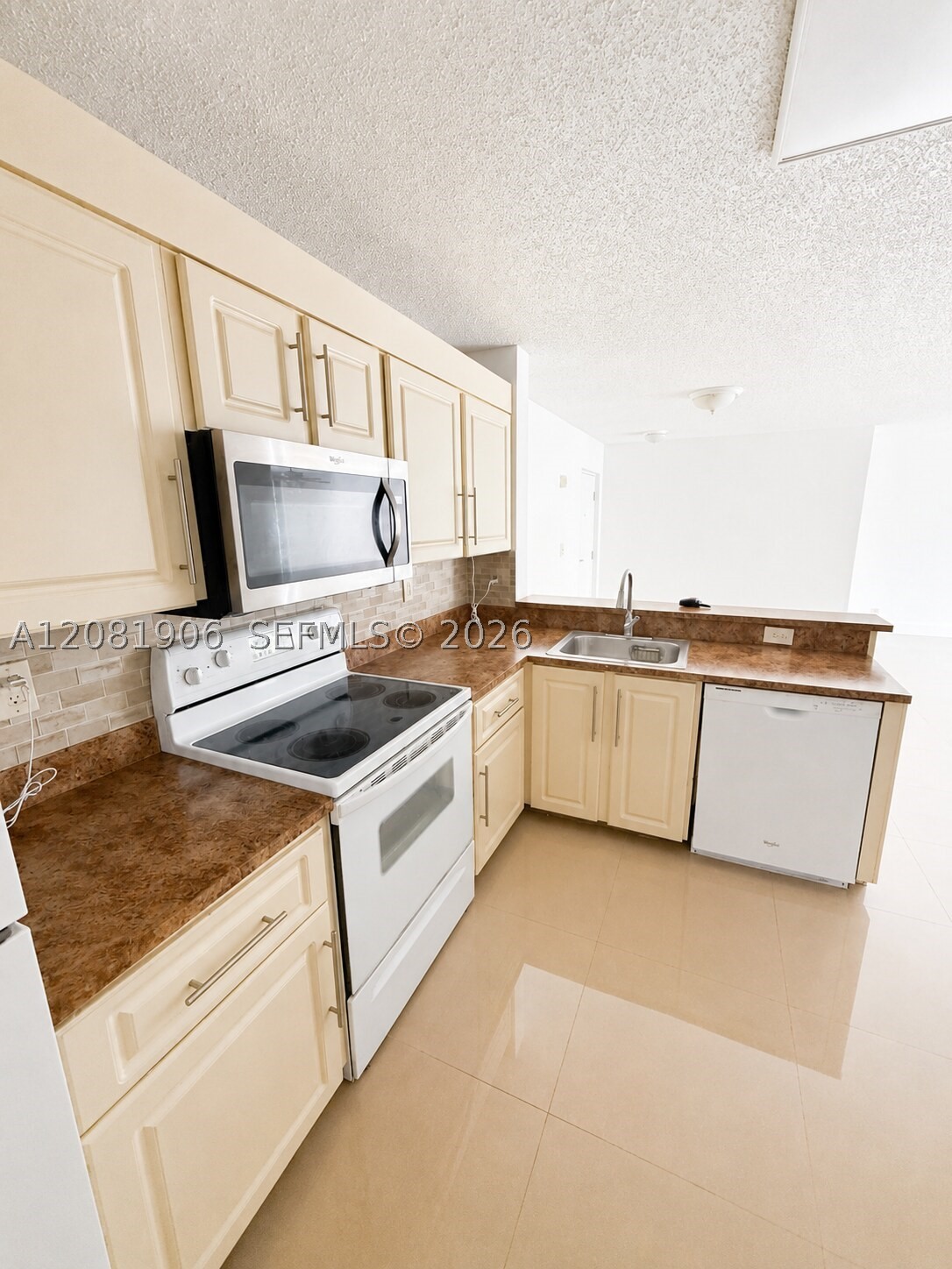 10131 W Sunrise Blvd 204 — photo