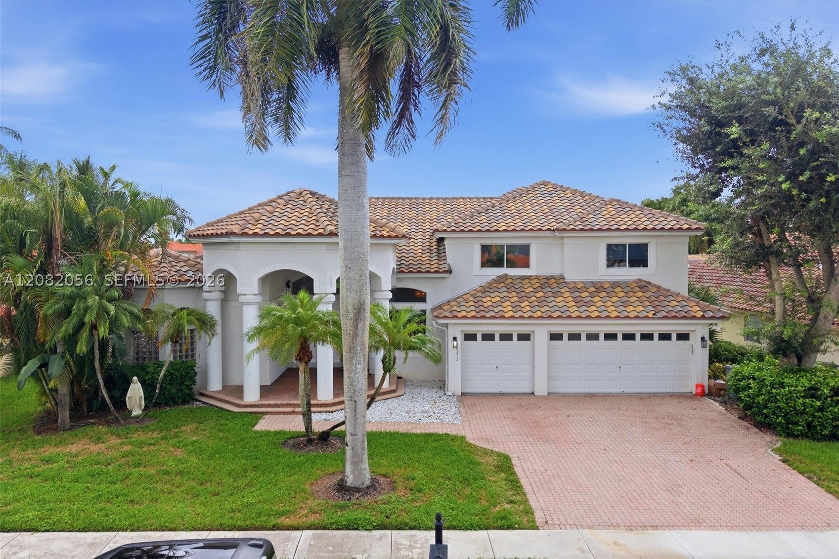 20292 Ocean Key Dr — photo