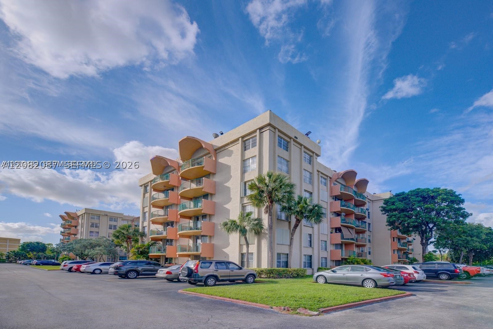 9320 Fontainebleau Blvd 213 — photo