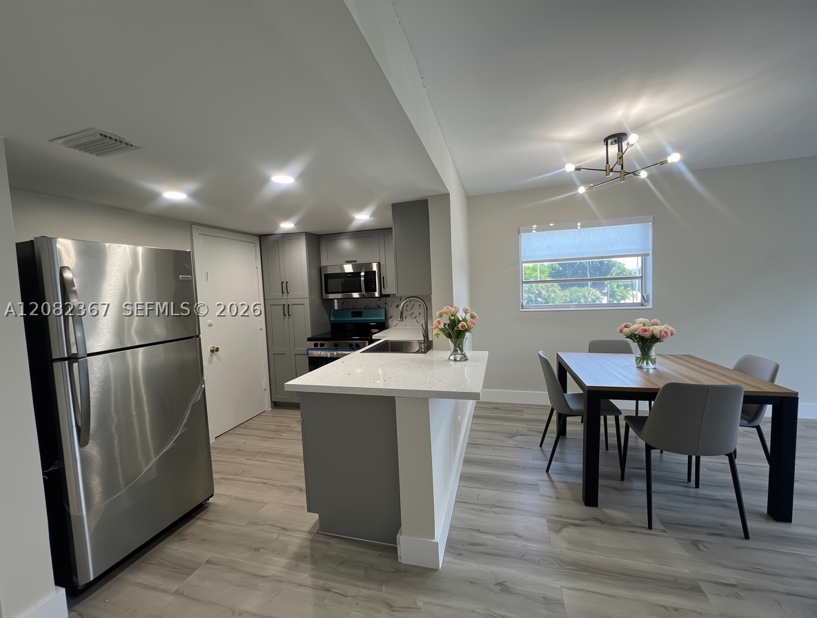 16801 NE 14th Ave 311 — photo