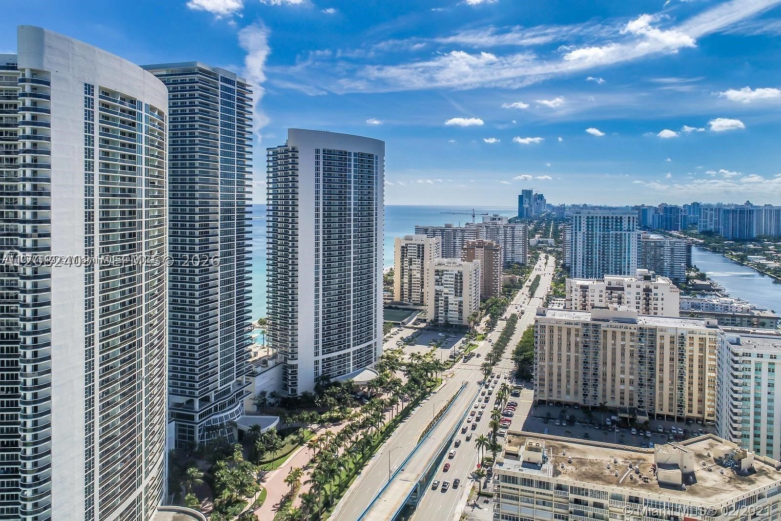 1850 S Ocean Dr 4202 — photo