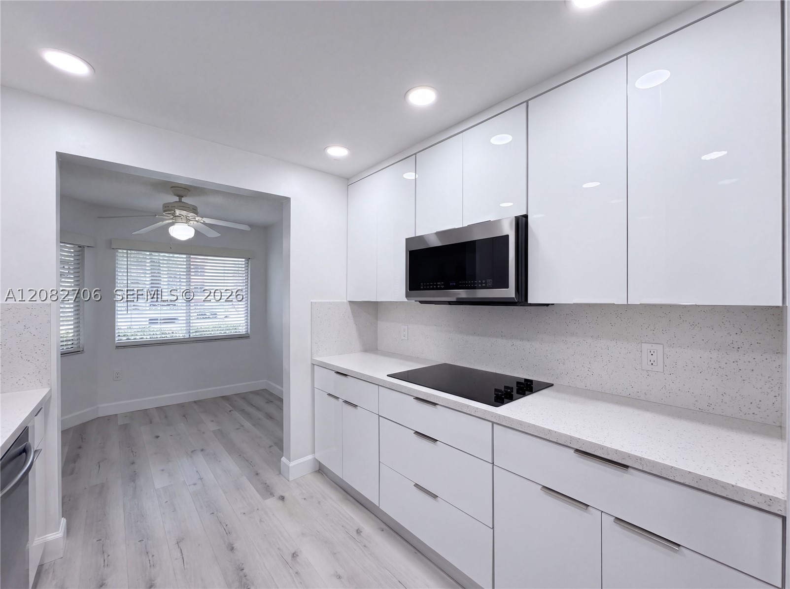 750 SW 138th Ave Unit 103F — photo