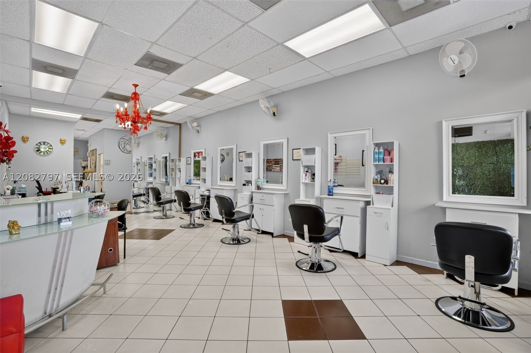 Beauty Salon For Sale On Coral Way — photo
