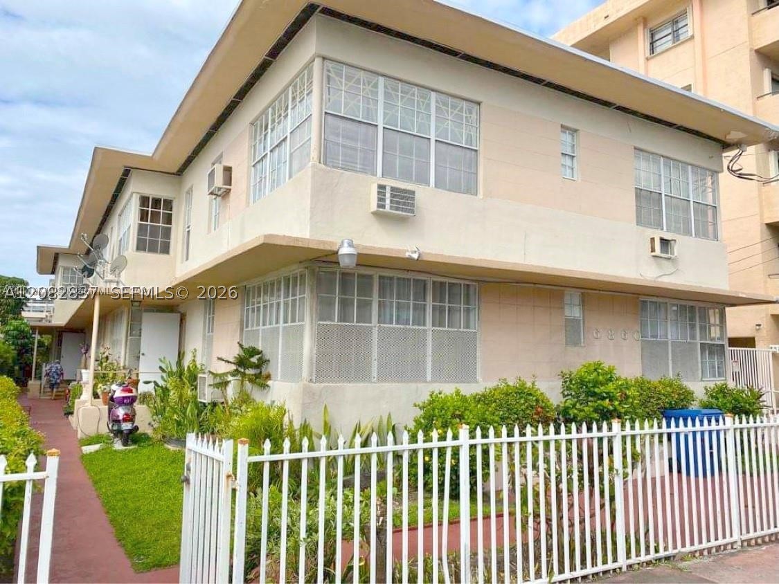 6860 Abbott Ave 8B — photo