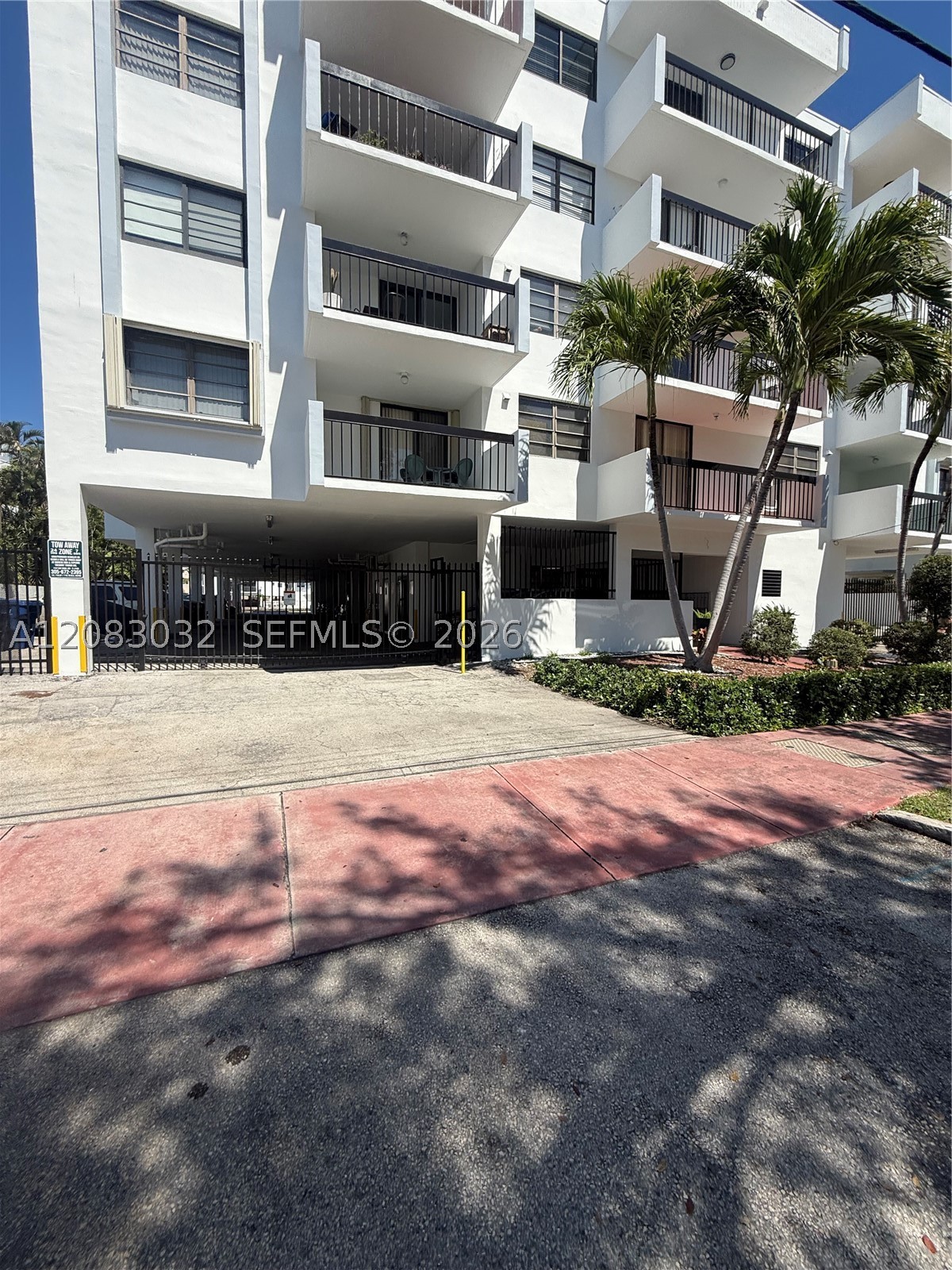 6937 Bay Dr 510 — photo