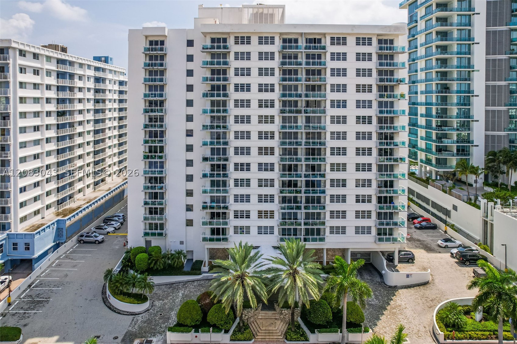 6917 Collins Ave 706 — photo