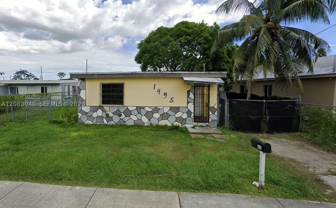 1495 NW 7th Pl — photo