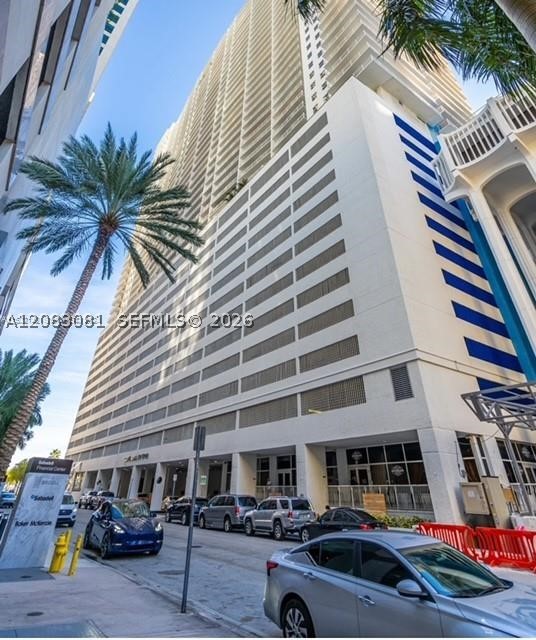 1200 Brickell Bay Dr 3206 — photo