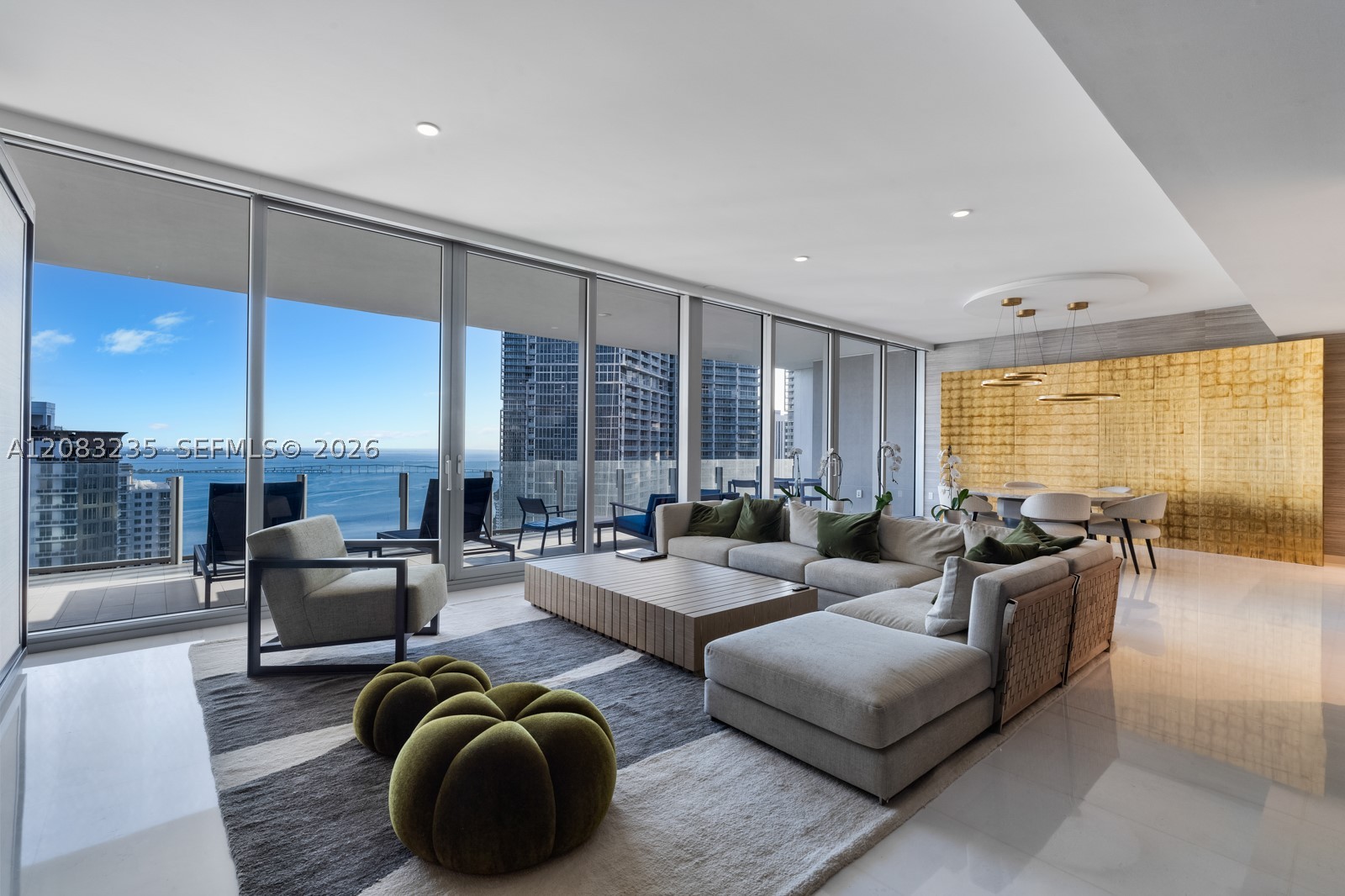 300 Biscayne Boulevard Way 3302E — photo