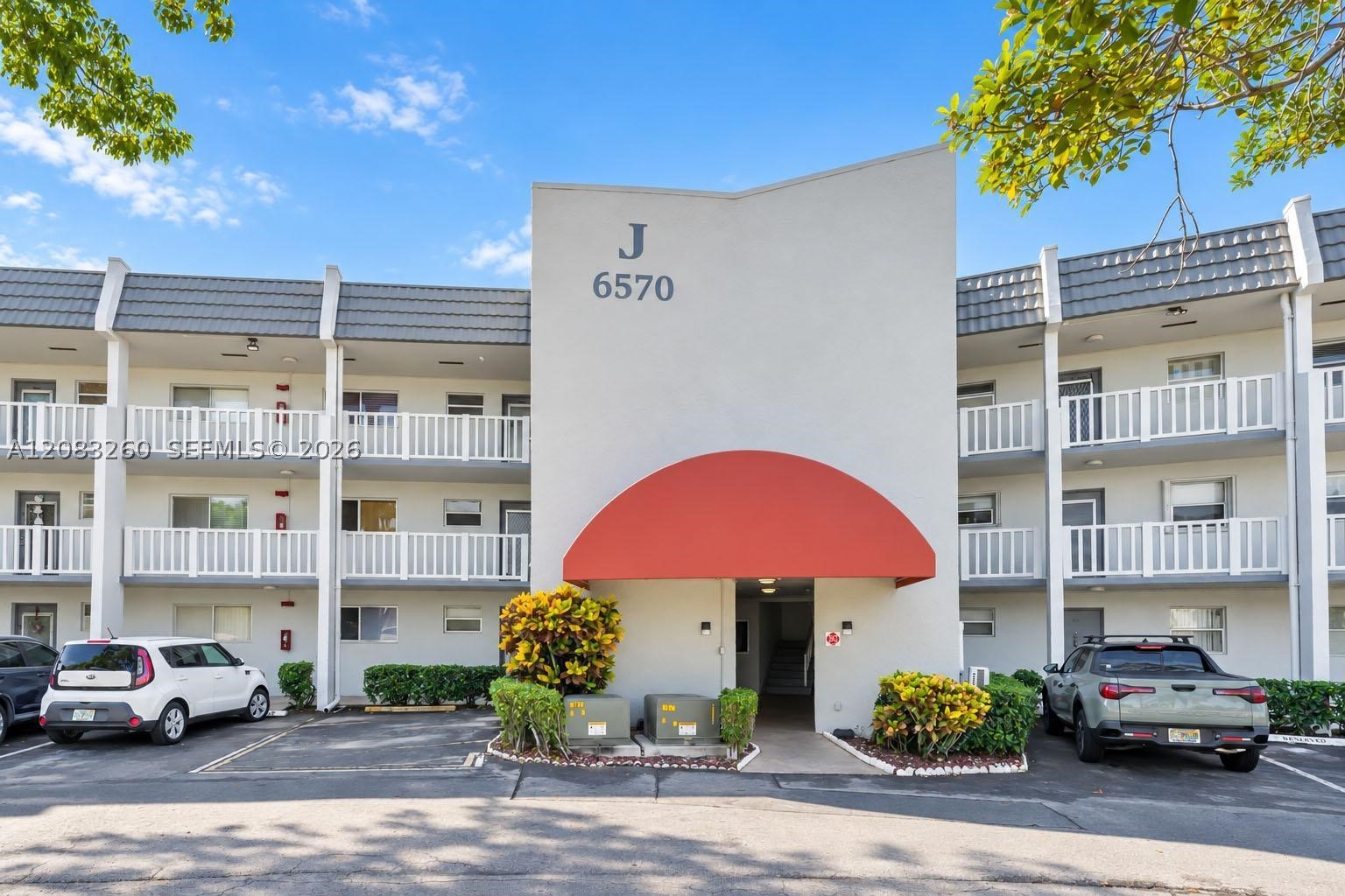 6570 Royal Palm Blvd 302J — photo
