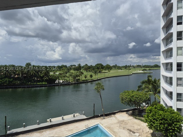 9100 W Bay Harbor Dr 2a — photo