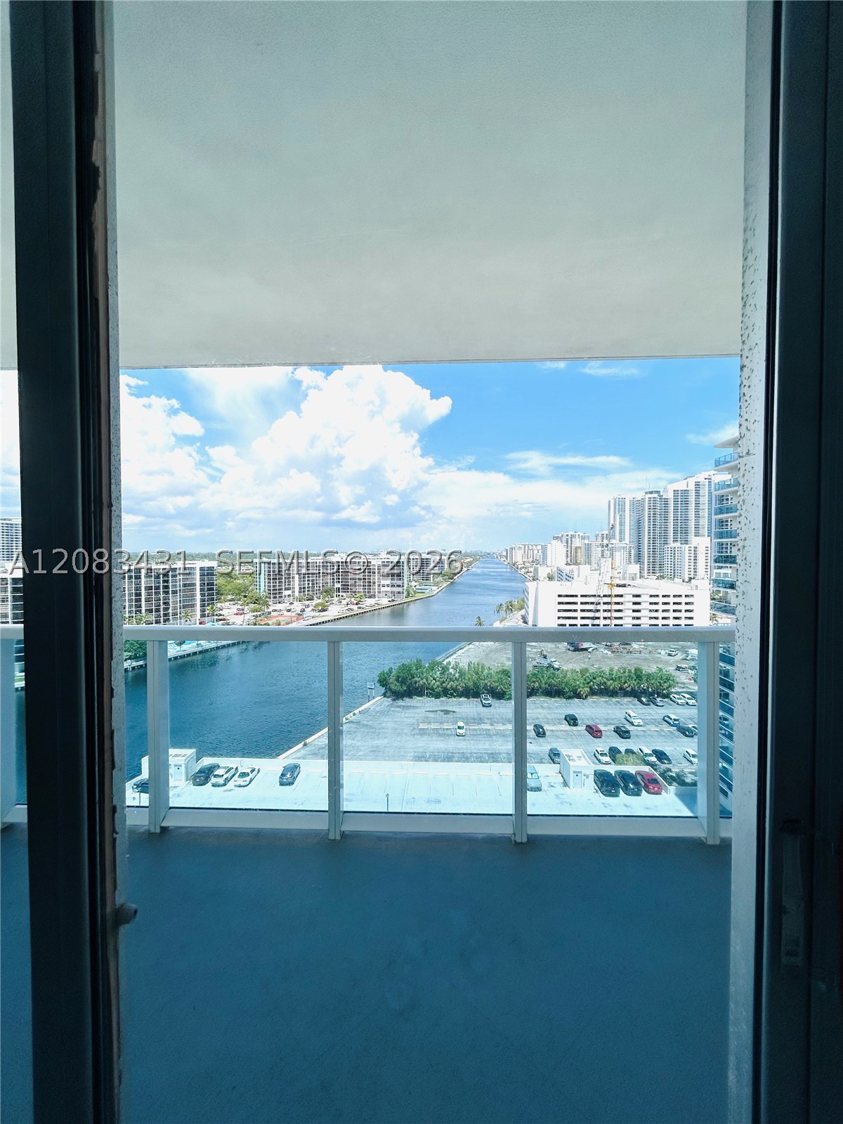 3800 S Ocean Dr 1404 — photo