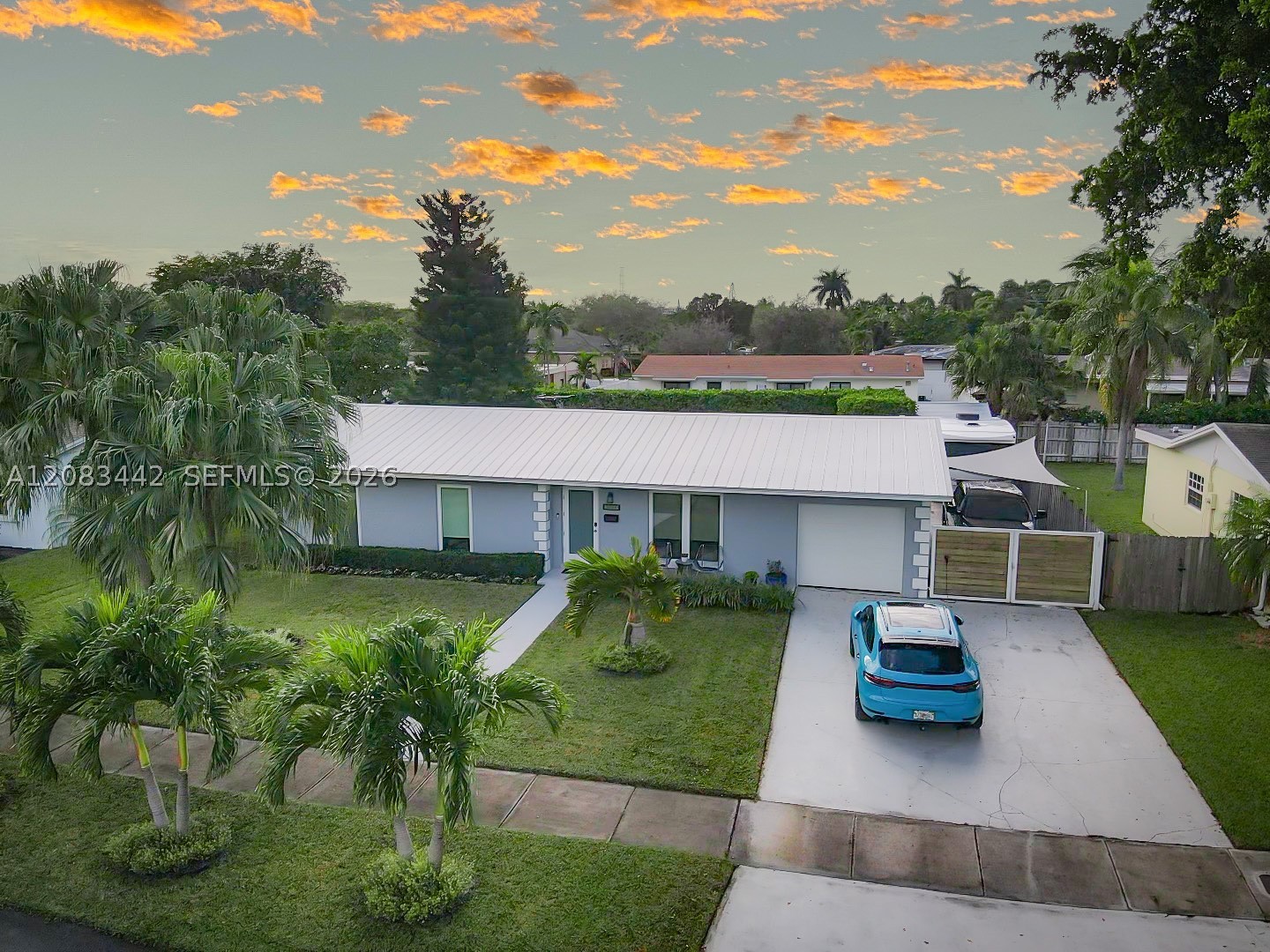 18124 SW 92nd Ct — photo