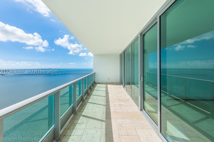 1331 Brickell Bay Dr 3505 — photo