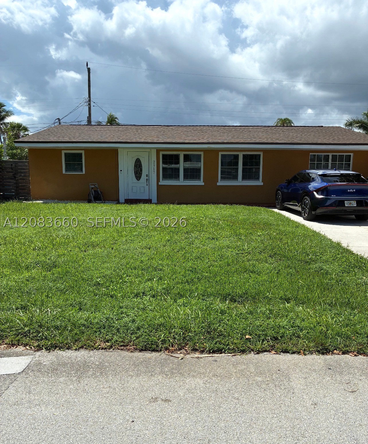 2917 NE 13th Ave — photo