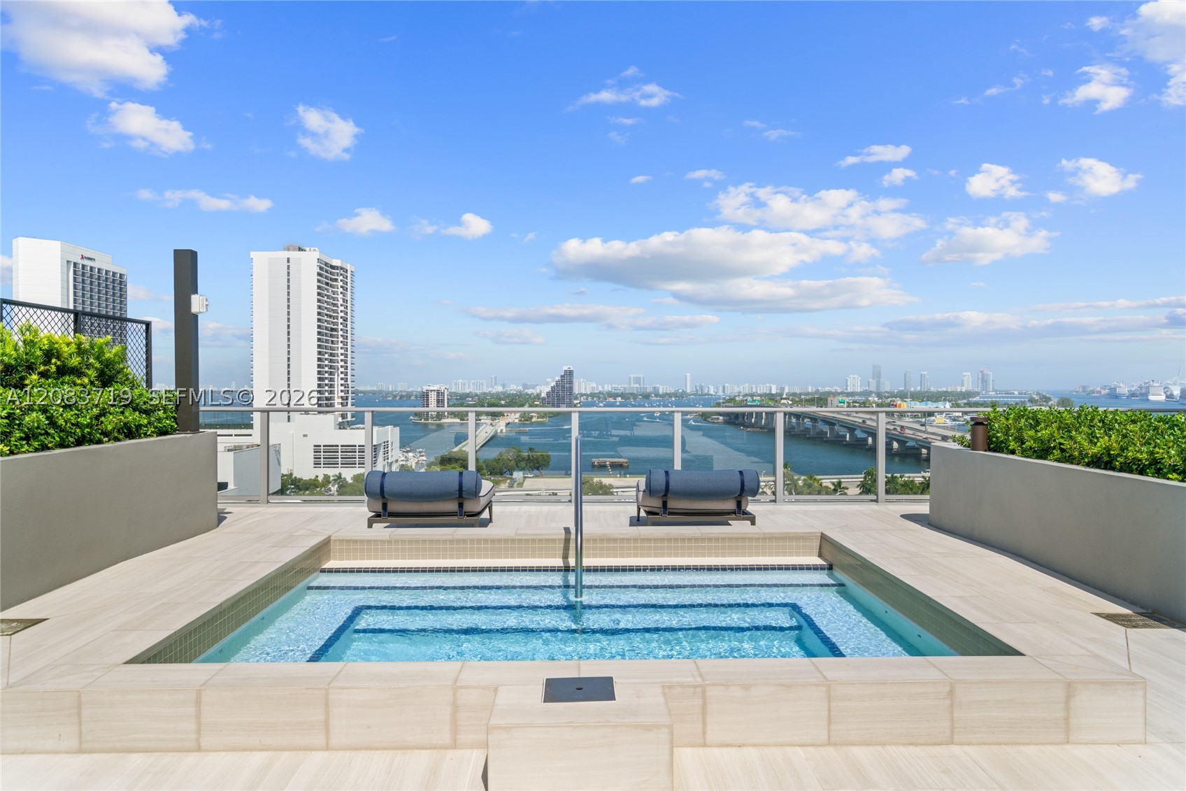 1400 Biscayne Blvd 4106 — photo