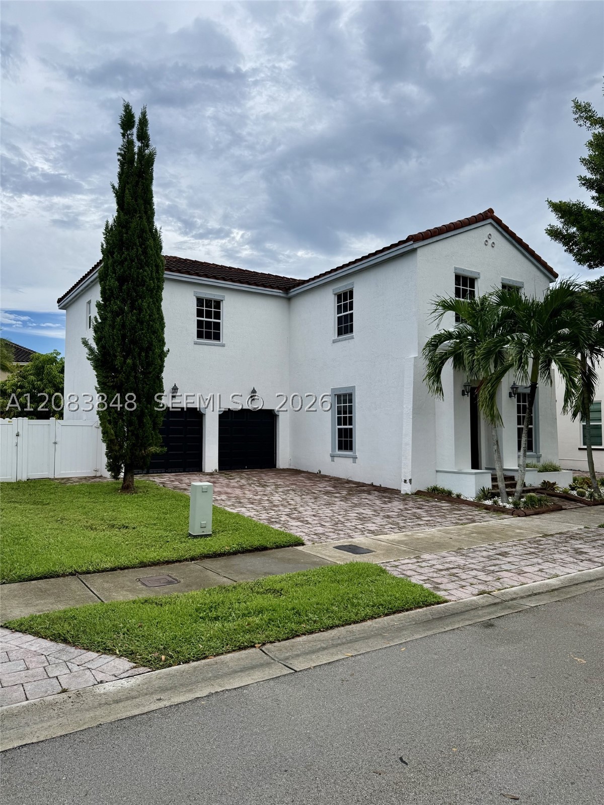 17081 SW 94th Way — photo