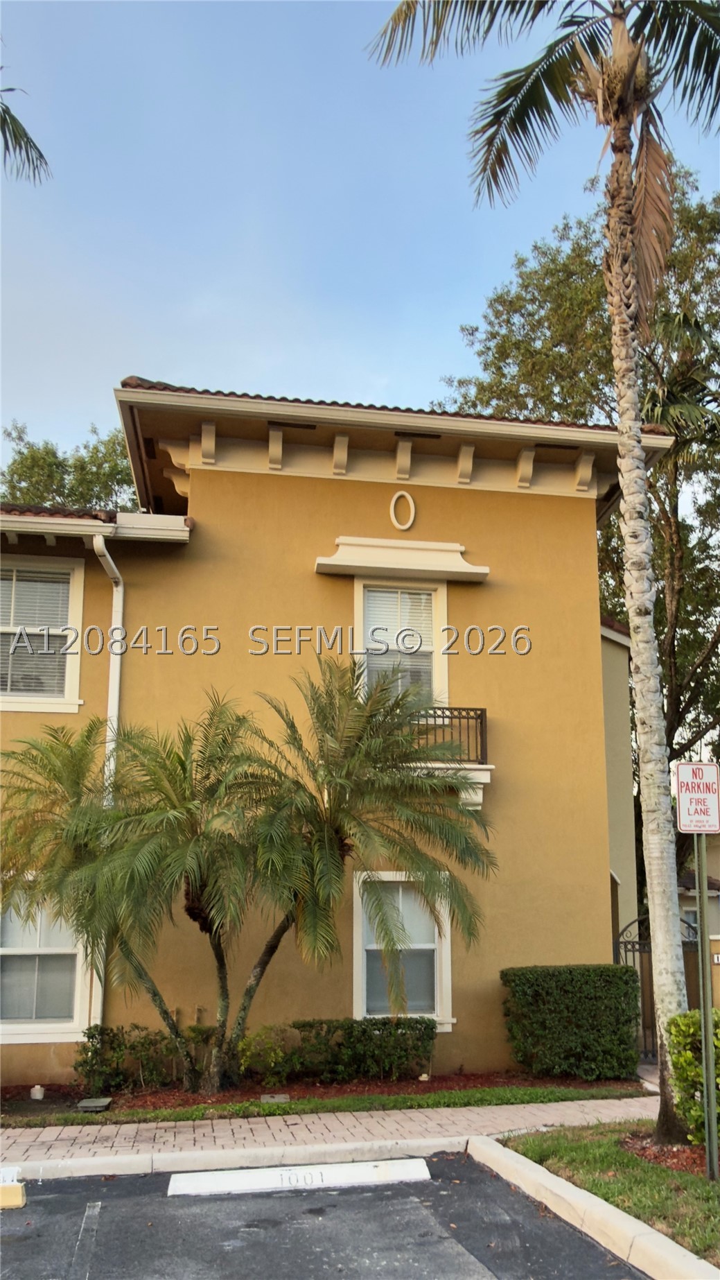 2851 W Prospect Rd 1001 — photo