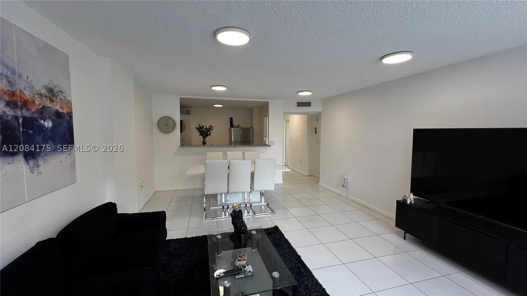 2780 NE 183rd St 303 — photo