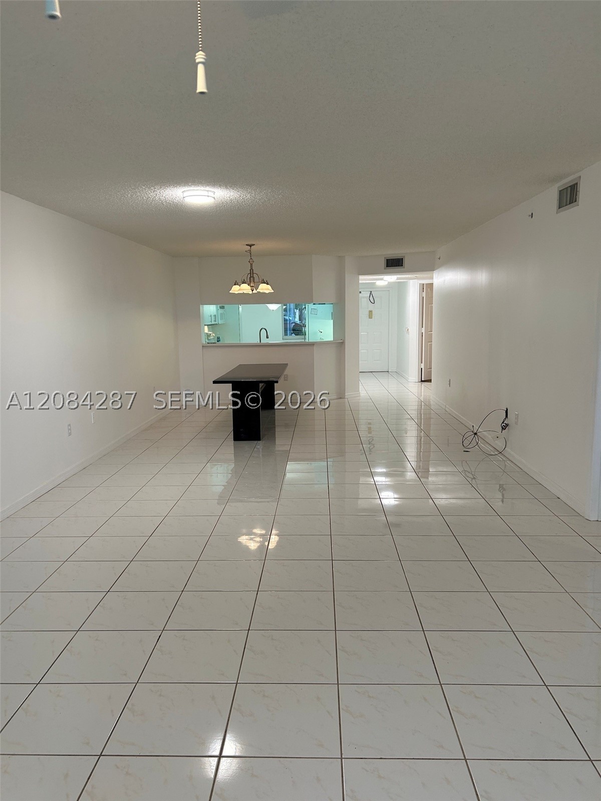 2541 N Nob Hill Rd 109 — photo