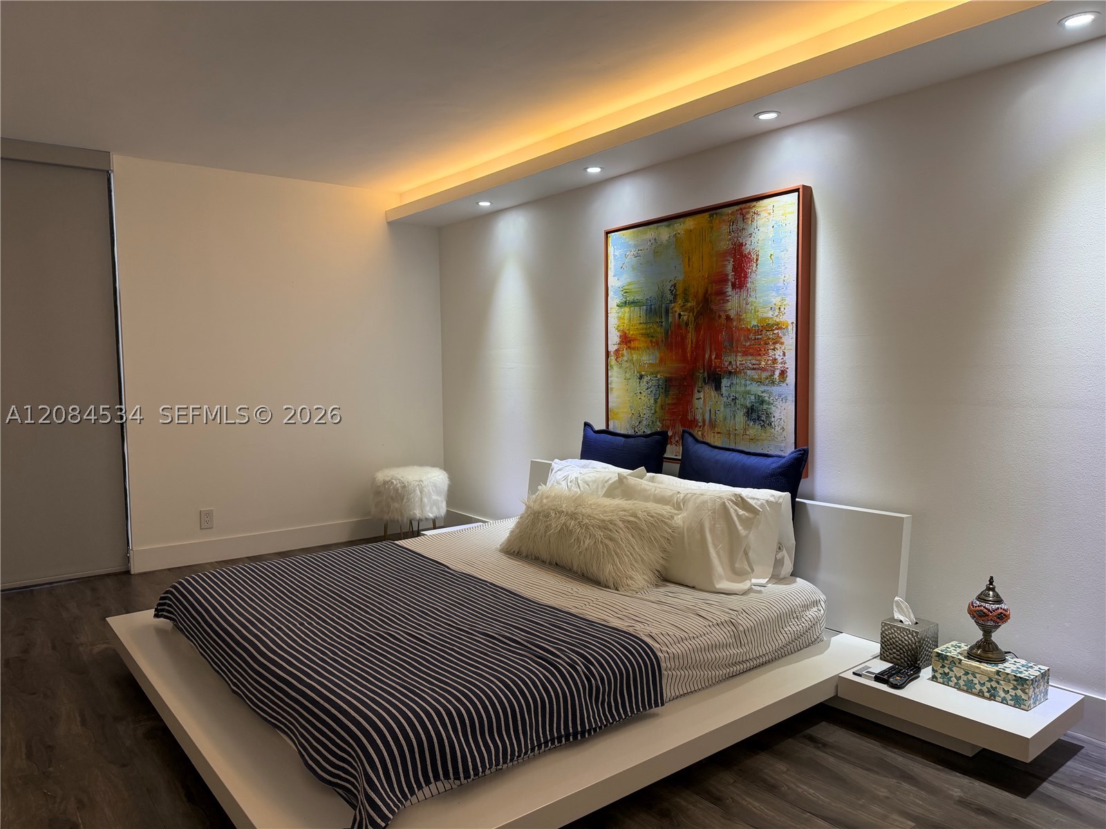 20301 W Country Club Dr 1530 — photo