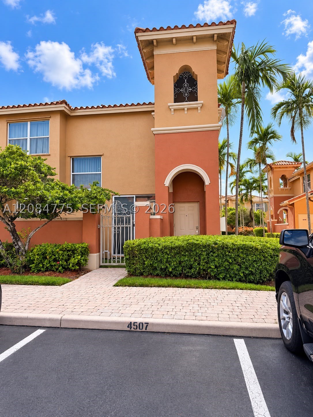 2303 Clipper Pl 4506 — photo