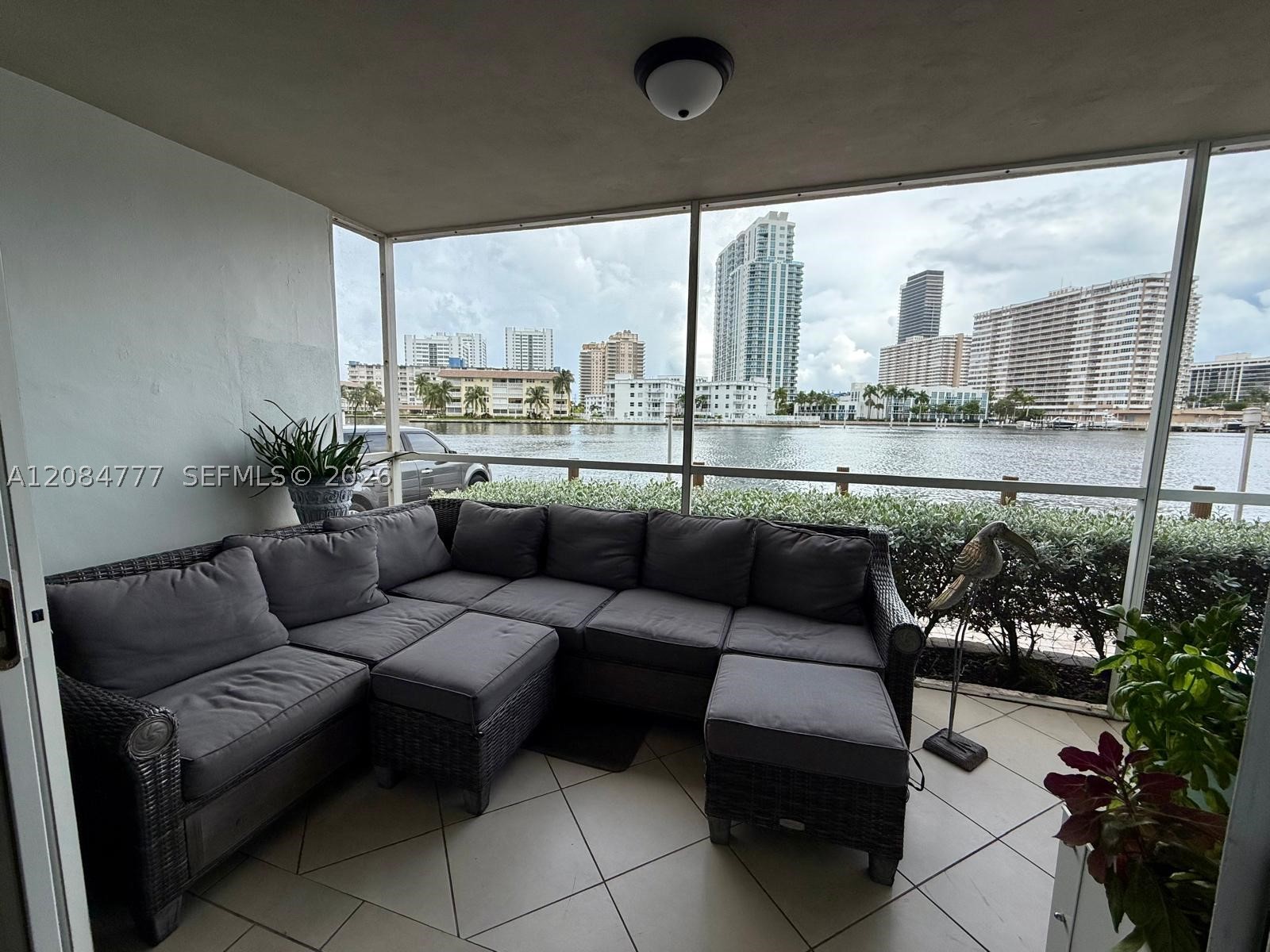 121 Golden Isles Dr 1 — photo