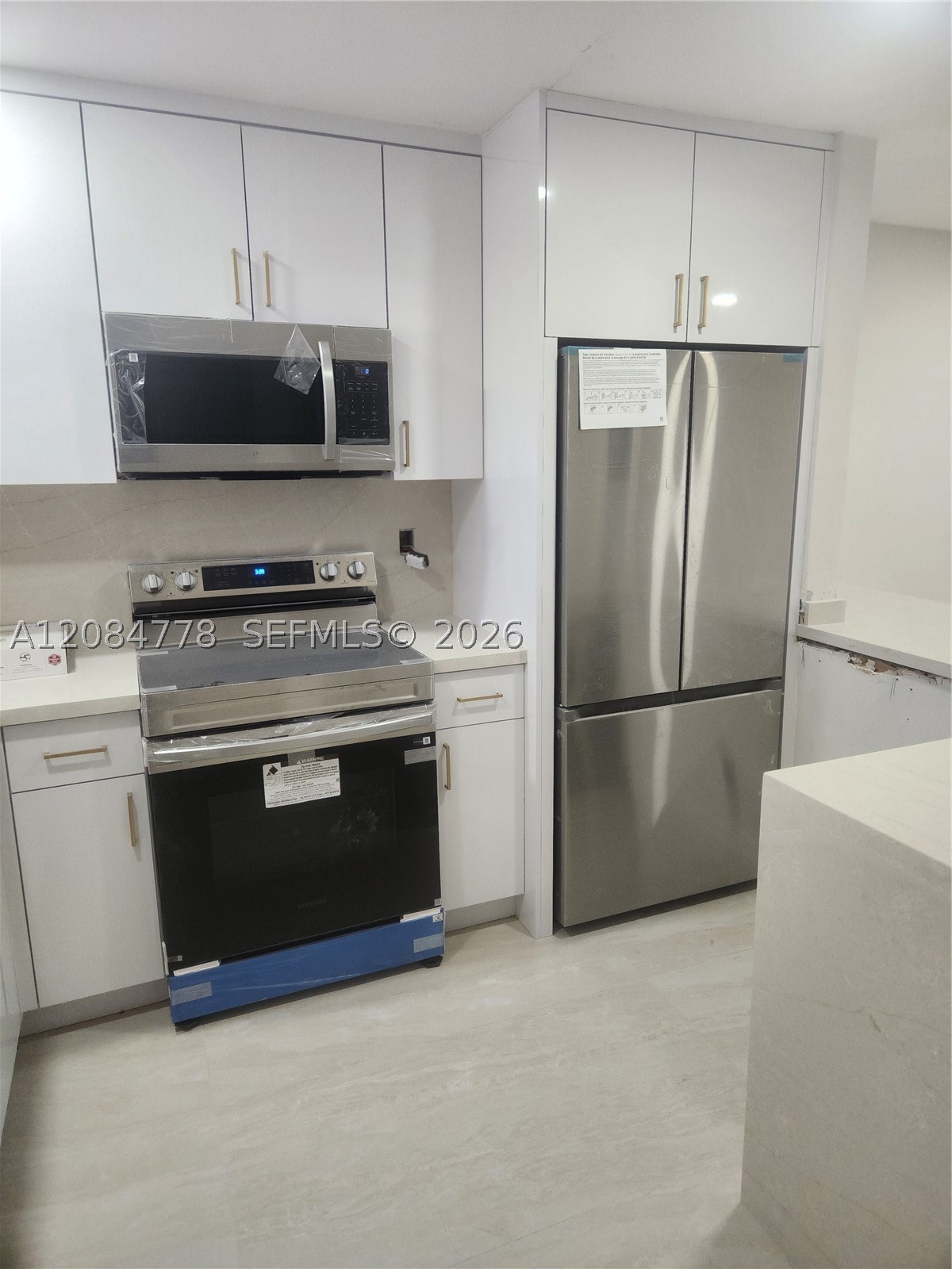 2781 N Pine Island Rd — photo