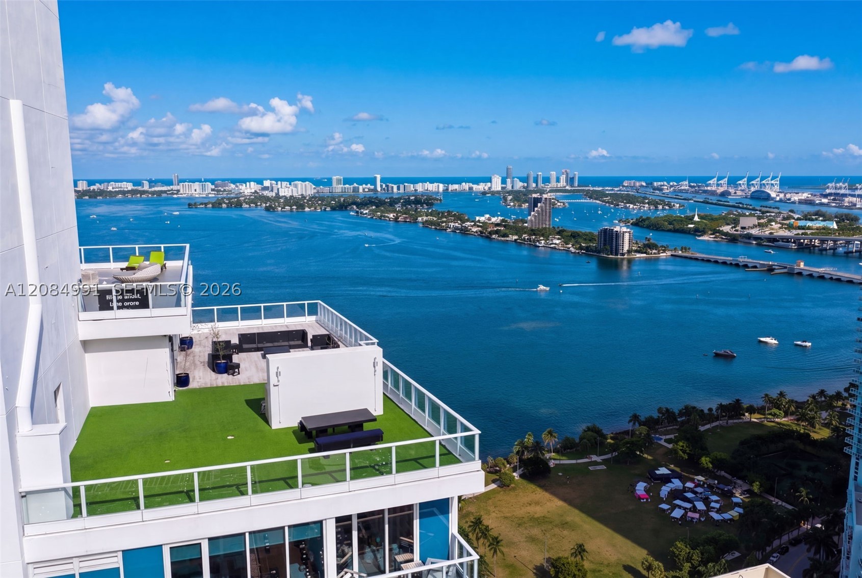 2020 N Bayshore Dr 3708 — photo