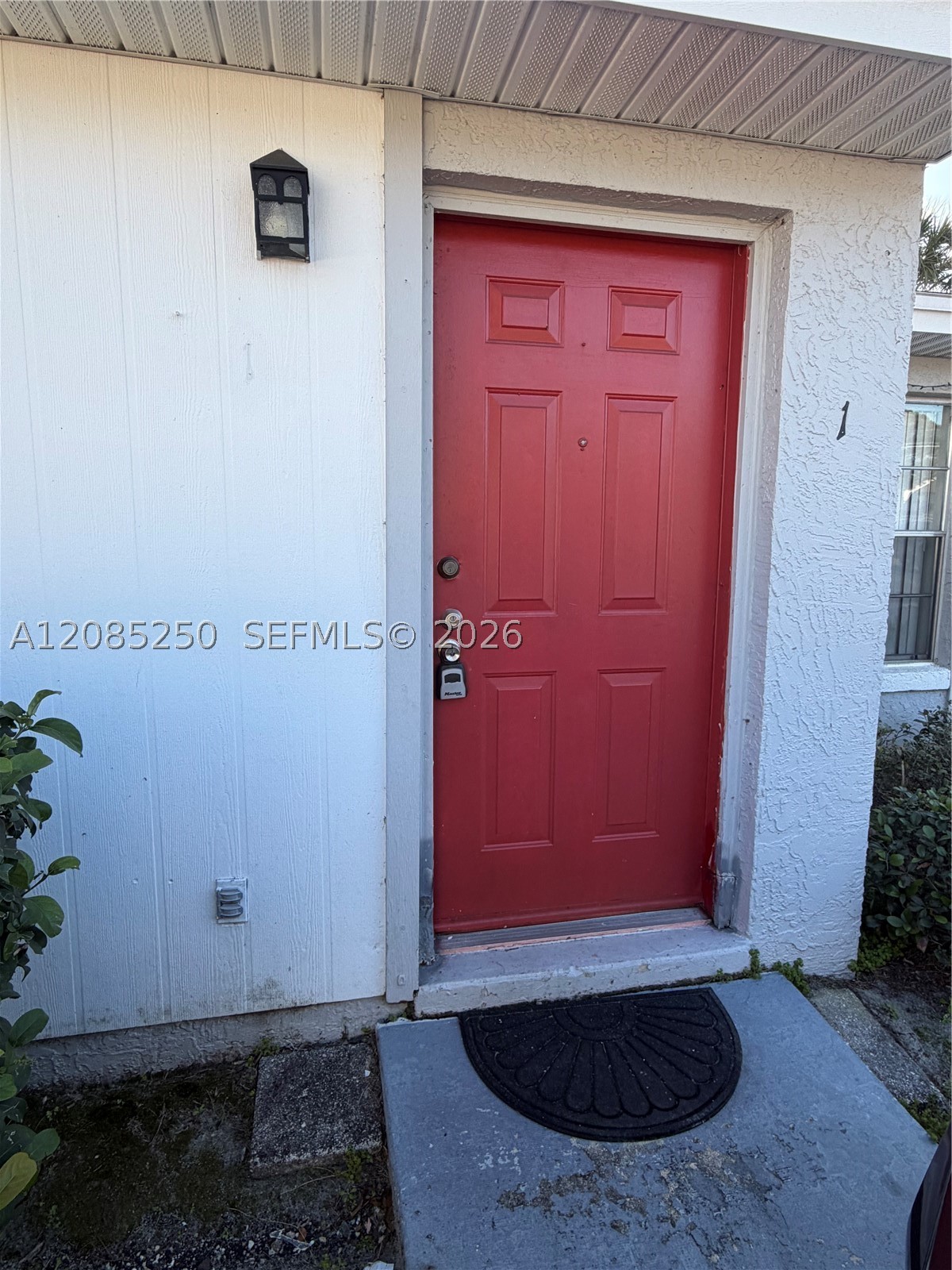 1 Lake Villa Way 1 — photo