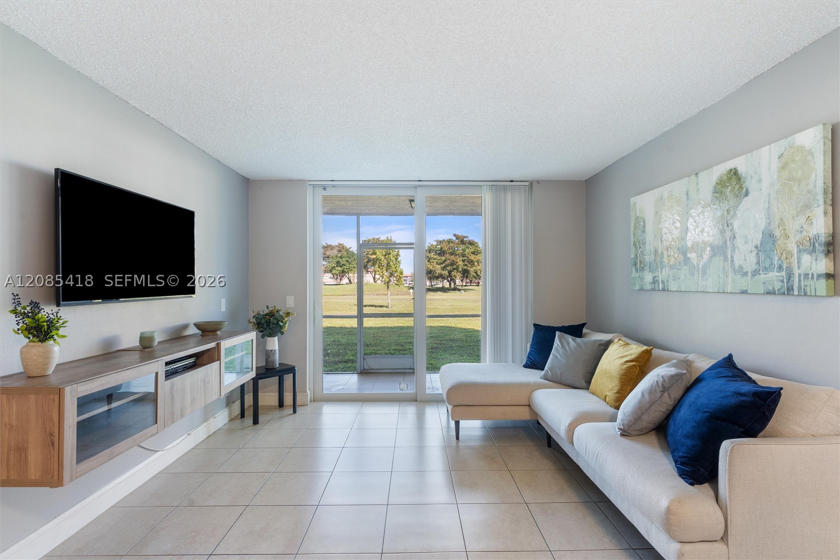 9761 Sunrise Lakes Blvd 107 — photo