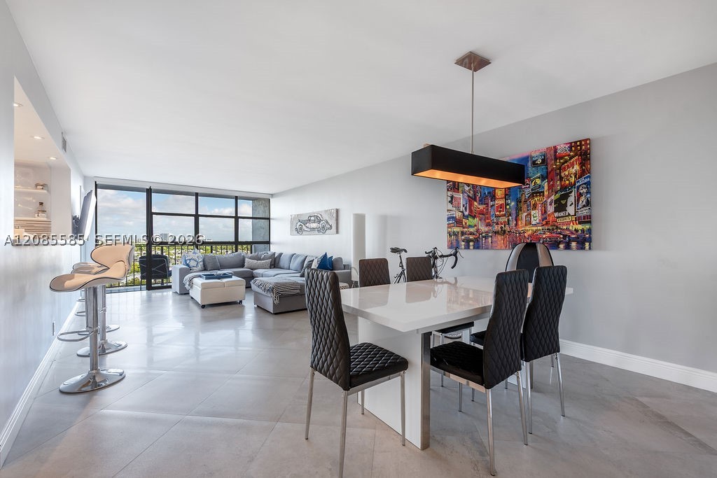 600 Parkview Dr 829 — photo