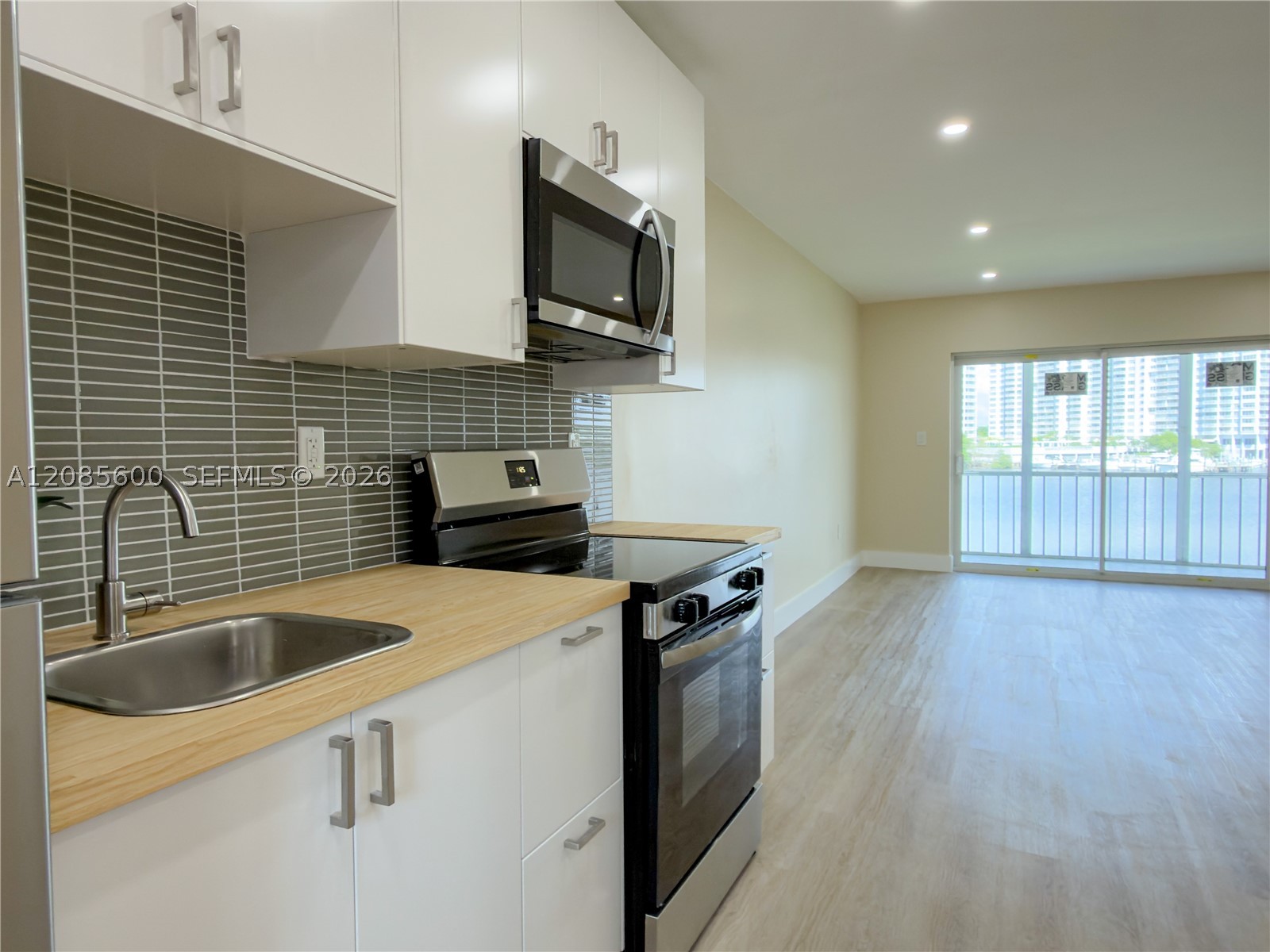 2949 Point East Dr B304 — photo