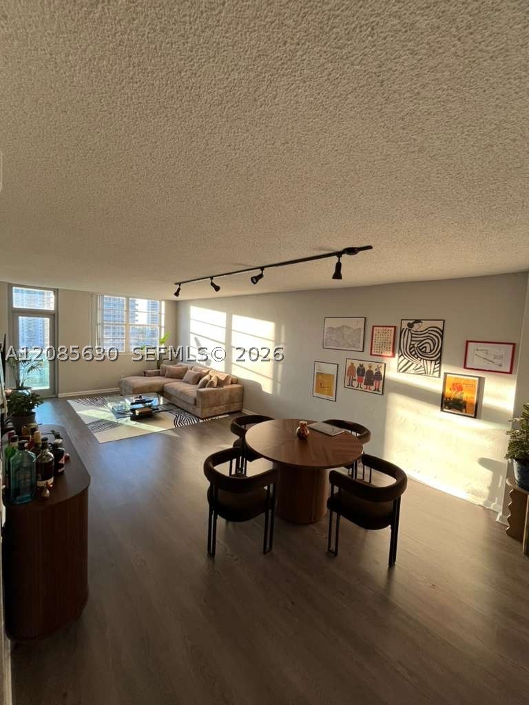 19390 Collins Ave 1217 — photo