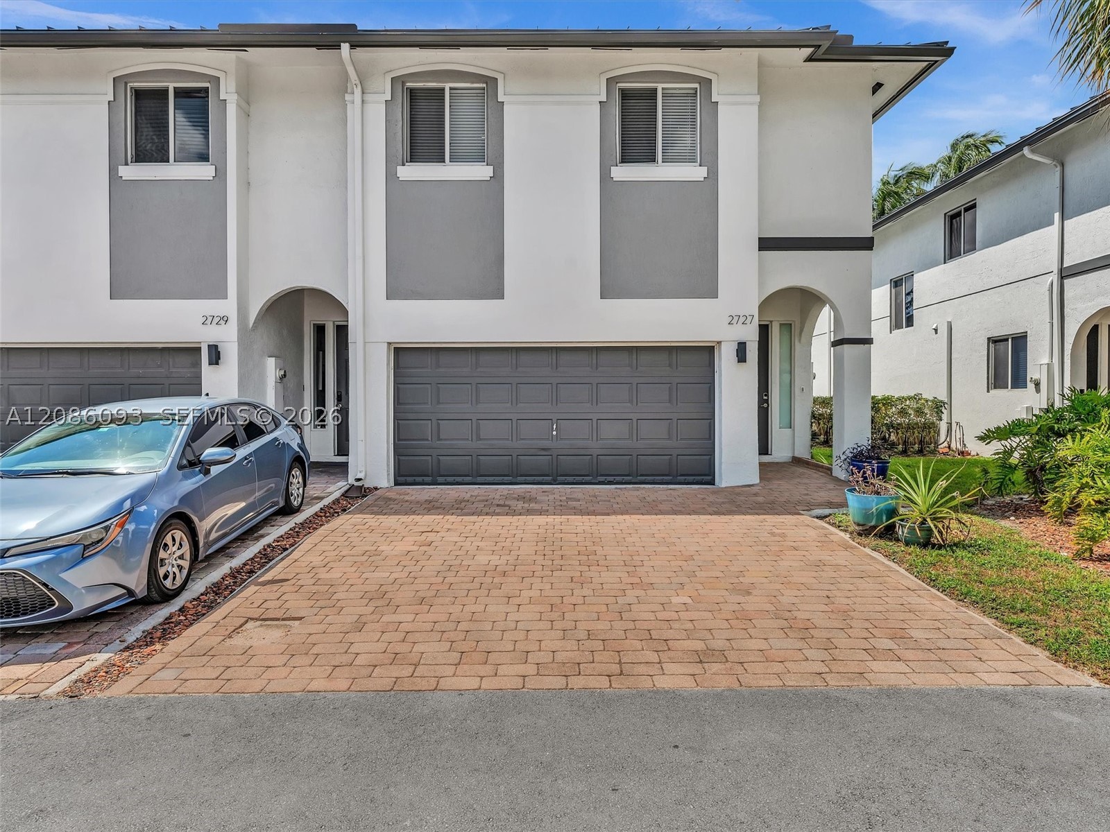 2727 Treasure Cove Cir 2727 — photo
